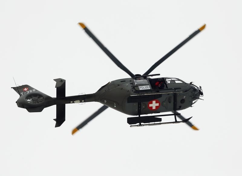 © Reuters. الأمم المتحدة تدرس وضع معايير عالمية جديدة لنوم طياري الهليكوبتر