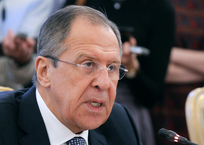 © Reuters. Russian Foreign Minister Lavrov speaks during a meeting with his Serbian counterpart Dacic in Moscow