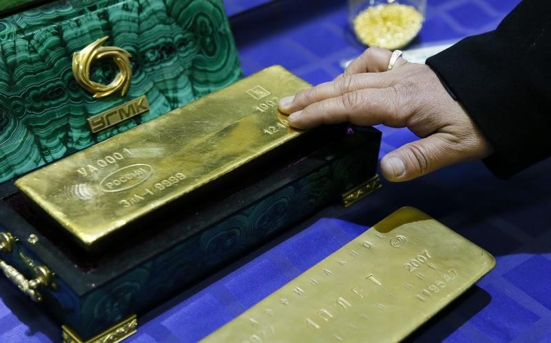 © Reuters. وزارة المالية: إنتاج روسيا من الذهب في يناير-فبراير بلغ 33.3 طن