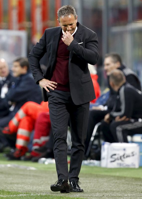 © Reuters. إقالة ميهايلوفيتش من تدريب ميلانو وتعيين بروكي لنهاية الموسم