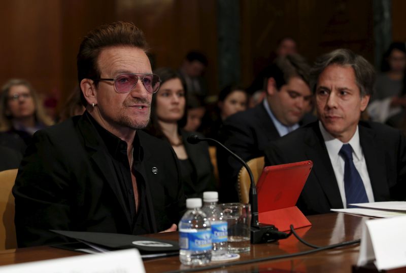 © Reuters. U2 lead singer Bono testifies before a Senate Appropriations State, Foreign Operations and Related Programs Subcommittee 