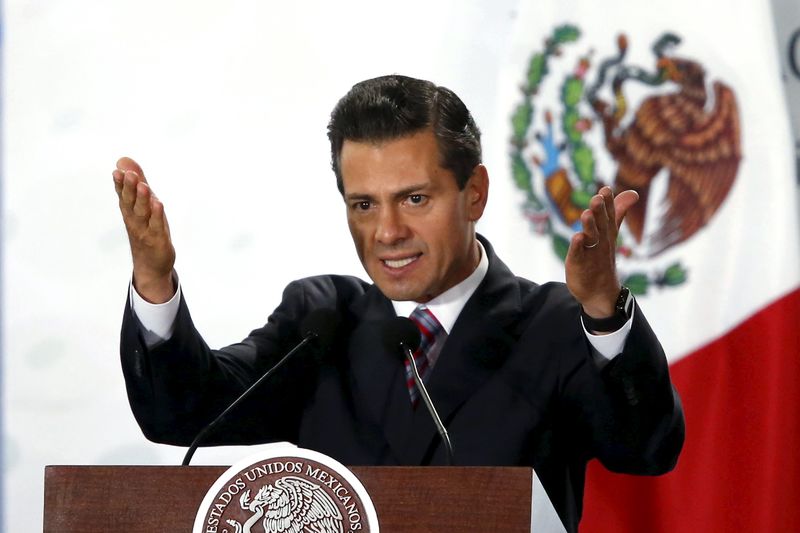 © Reuters. شعبية الرئيس المكسيكي تتراجع لمستوى قياسي