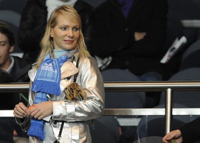 © Reuters. Olympique Marseille's owner Louis-Dreyfus attends the French Ligue 1 football match between her team and Paris St Germain in Paris