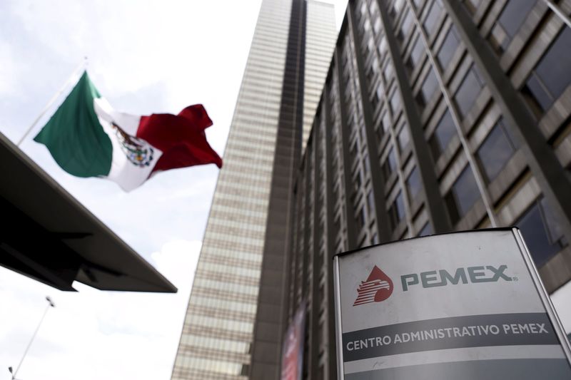 © Reuters. El gobierno mexicano aportará 73,500 millones pesos a Pemex, reduce carga fiscal