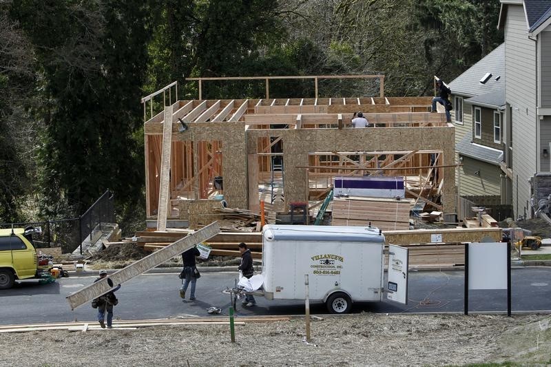 © Reuters. Homes are seen under construction in the northwest area of Portland