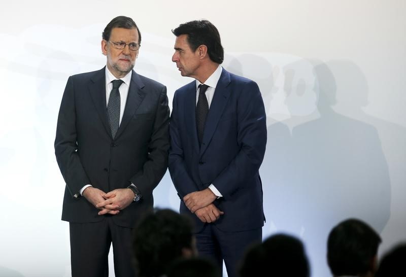 © Reuters. Rajoy elude hablar de Soria un día después de la renuncia de su ministro