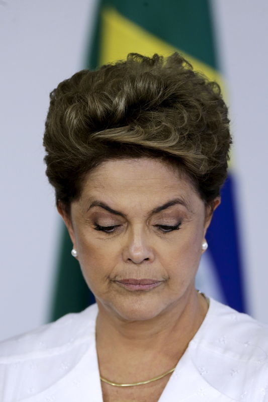 © Reuters. البرلمان البرازيلي يصوت الاحد على مساءلة رئيسة البلاد