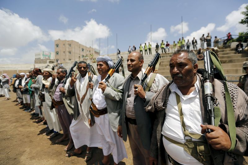© Reuters. الأطراف المتحاربة في اليمن توجه إشارات تفاؤل بمحادثات السلام