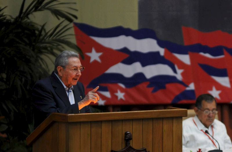 © Reuters. Presidente cubano, Raúl Castro, durante evento do Partido Comunista, em Havana