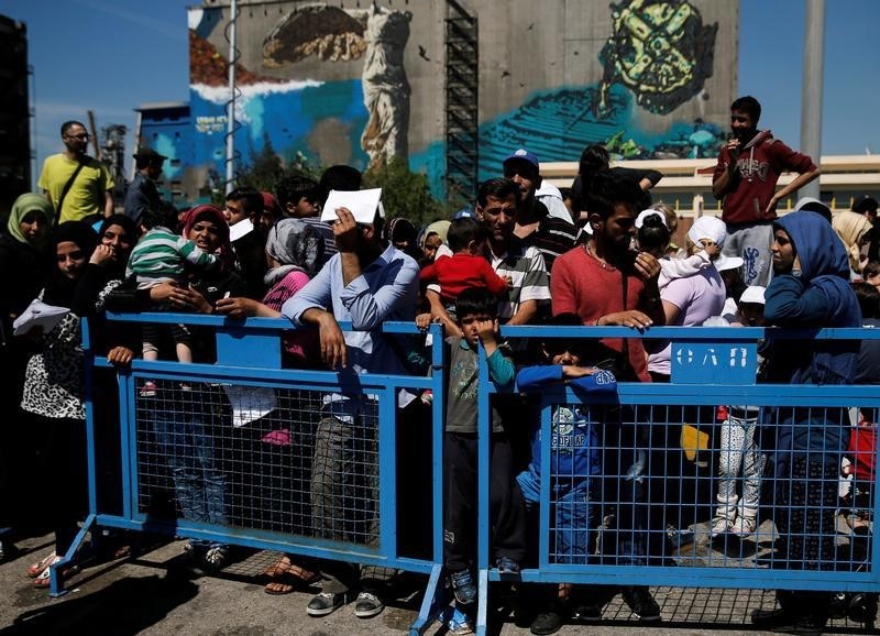 © Reuters. Tsipras dice que los flujos de inmigrantes han caído tras el acuerdo UE-Turquía