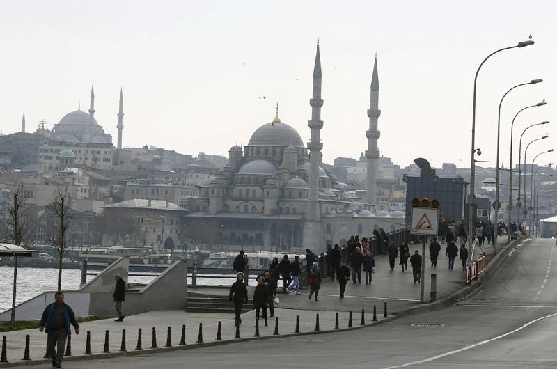 © Reuters. Turquía niega el acceso a un periodista de la agencia rusa Sputnik 