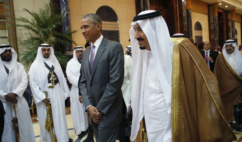 © Reuters. Obama e rei saudita Salman em encontro em Riad 