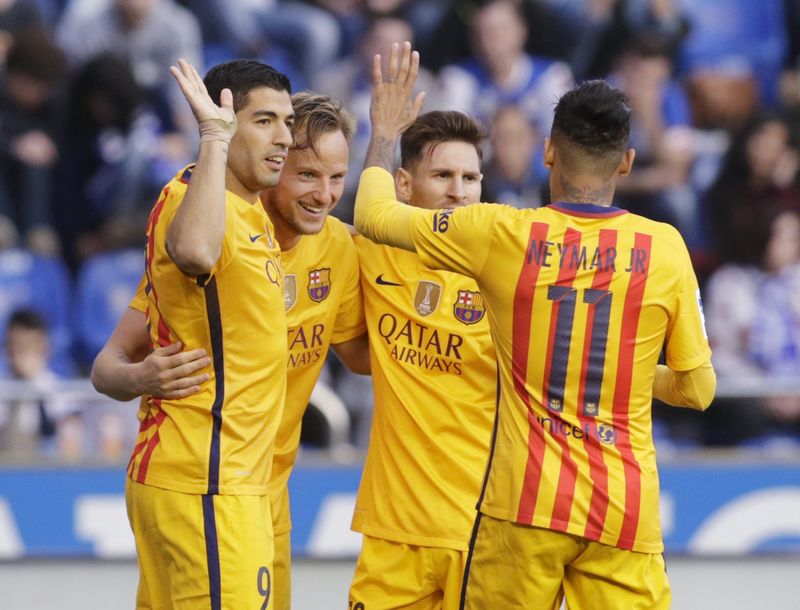 © Reuters. Football Soccer - Deportivo Coruna v Barcelona - Spanish Liga BBVA - Riazor stadium, Coruna