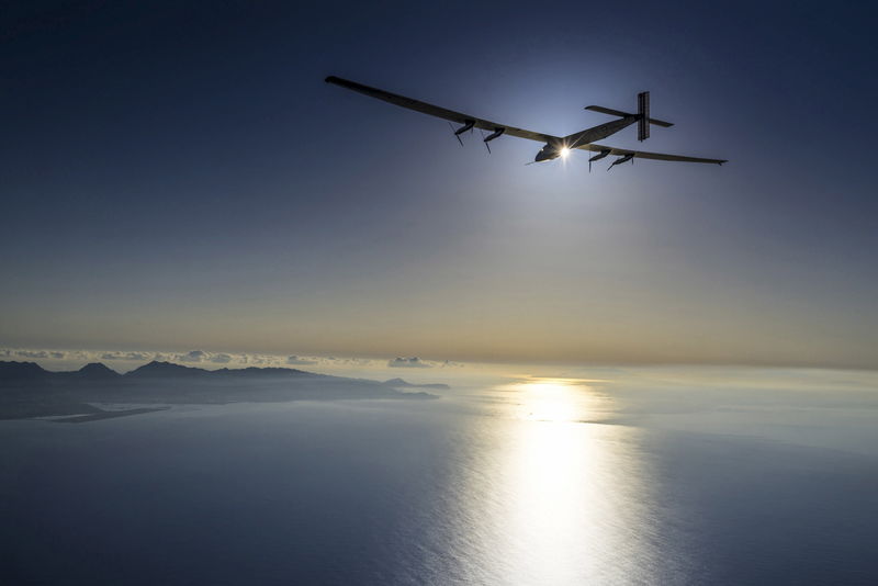 © Reuters. SOLAR IMPULSE 2 REPREND SON VOL