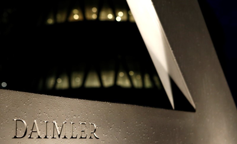 © Reuters. A Daimler sign name is pictured during the company's annual news conference in Stuttgart