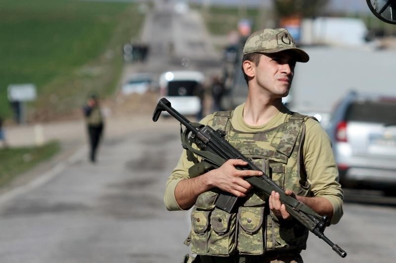© Reuters. الجيش التركي يعلن مقتل أحد جنوده في عمليات بجنوب شرق البلاد