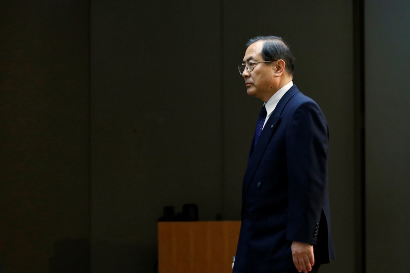 © Reuters. Toshiba Corp President and CEO Masashi Muromachi arrives for a news conference at the company headquarters in Tokyo