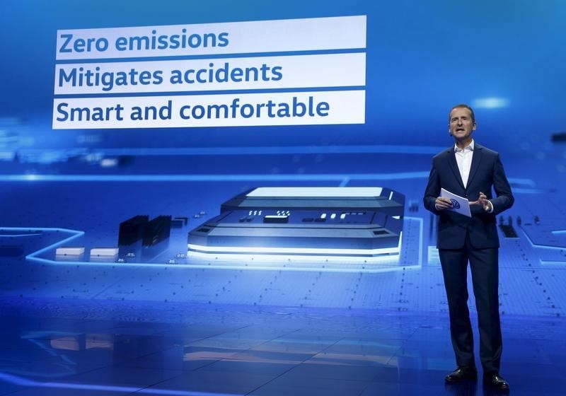 © Reuters. Chairman of Volkswagen Passenger Cars' board Diess speaks during a keynote address at the 2016 CES trade show in Las Vegas
