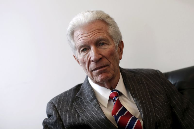 © Reuters. New York attorney Daniel Pollack poses for a photograph during an interview with Reuters in his office in Manhattan