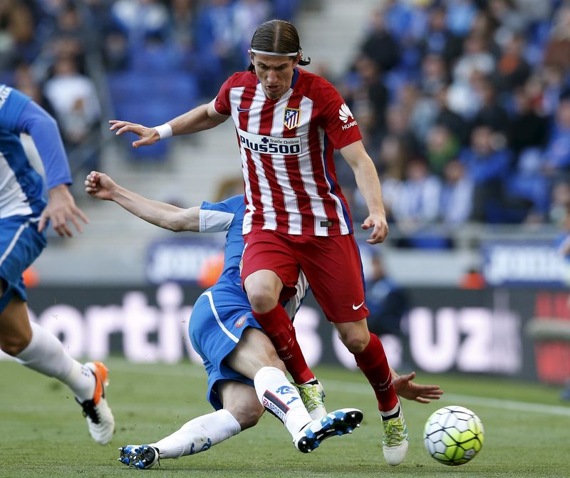 © Reuters. El recorrido del Atlético es equiparable al del Leicester, dice Filipe Luis