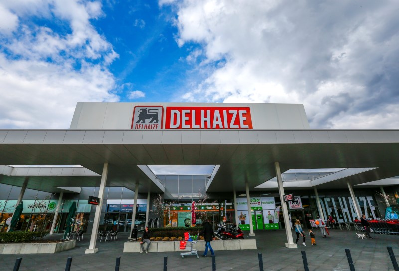 © Reuters. DELHAIZE SOUTENU PAR SES VENTES DANS LE SUD-EST DE L'EUROPE