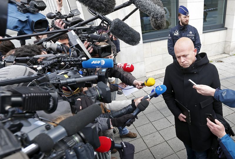 © Reuters. Bélgica extradita a Francia al sospechoso de los ataques de París