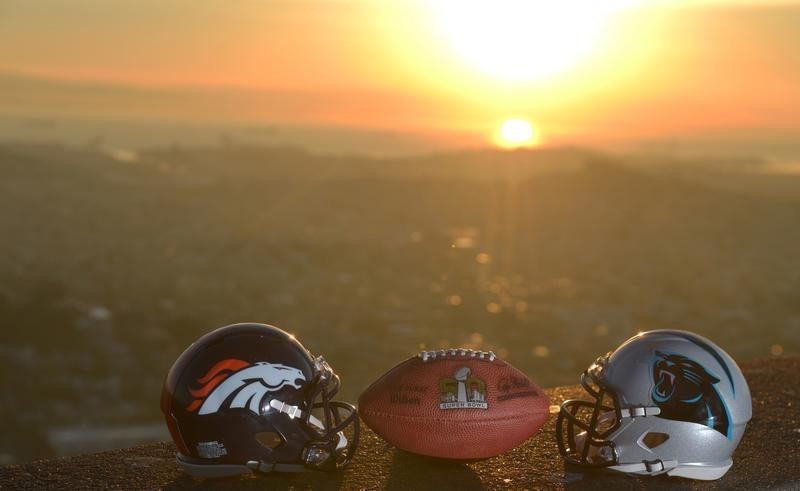 © Reuters. NFL: Super Bowl 50-City Scenes
