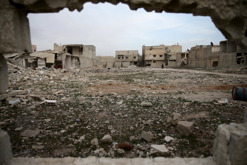 © Reuters. الجيش السوري: "نظام التهدئة" يشمل مناطق في دمشق واللاذقية