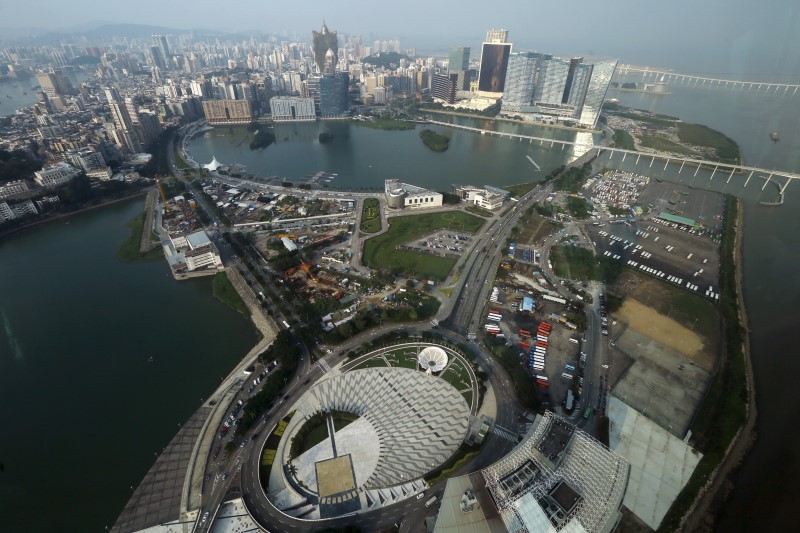 © Reuters. A general view of Macau peninsula, China, seen from Macau Tower 