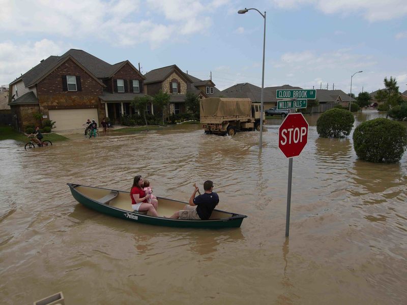 © Reuters. Inundaciones en Texas dejan al menos 5 muertos