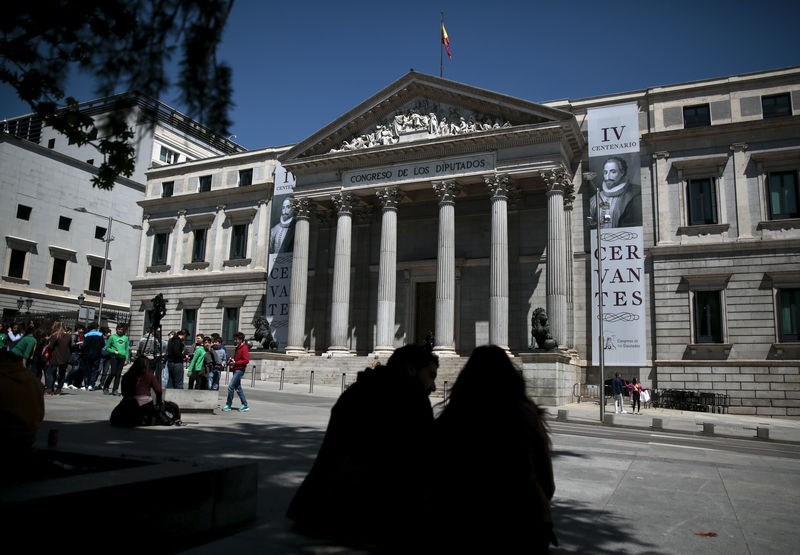 © Reuters. La repetición de elecciones en España no desbloqueará la situación política -sondeo
