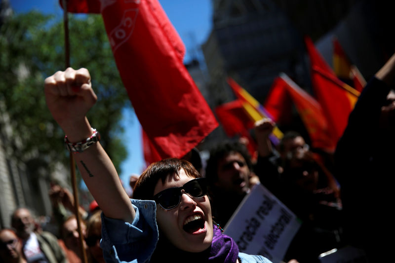 © Reuters. Los sindicatos lamentan la parálisis política y piden un gobierno de cambio
