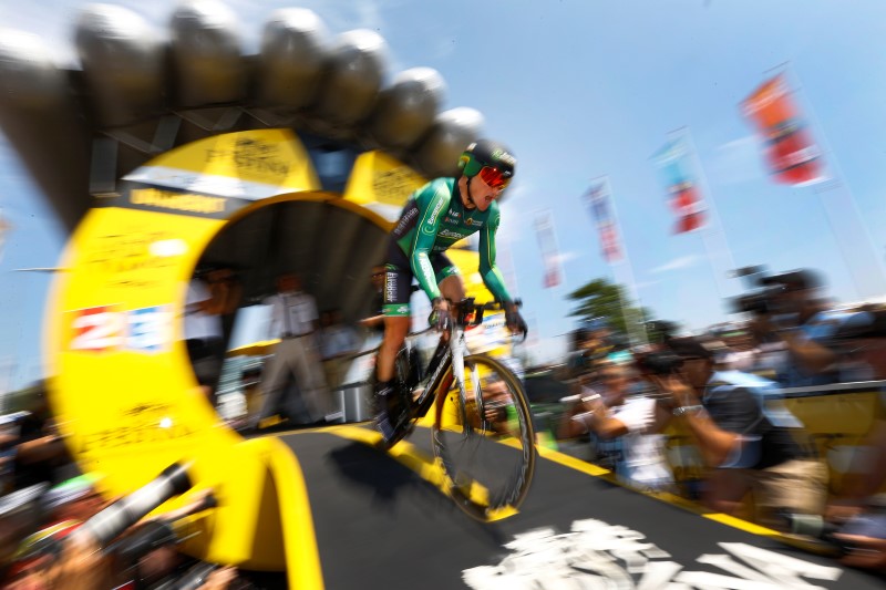 © Reuters. Europcar rider Thomas Voeckler of France cycles during the individual time-trial first stage of the 102nd Tour de France cycling race in Utrecht
