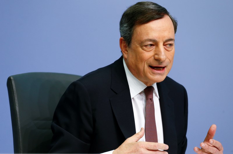 © Reuters. European Central Bank (ECB) President Draghi speaks during a news conference at the ECB headquarters in Frankfurt