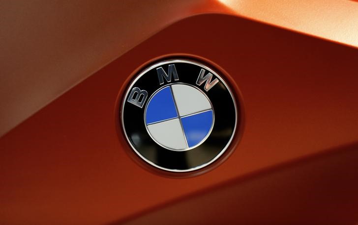 © Reuters. The logo of BMW is seen on a scooter in Rome