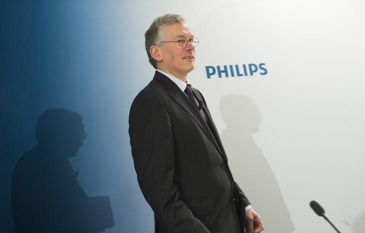© Reuters. Philips sacará a bolsa filial de iluminación Philips Lighting