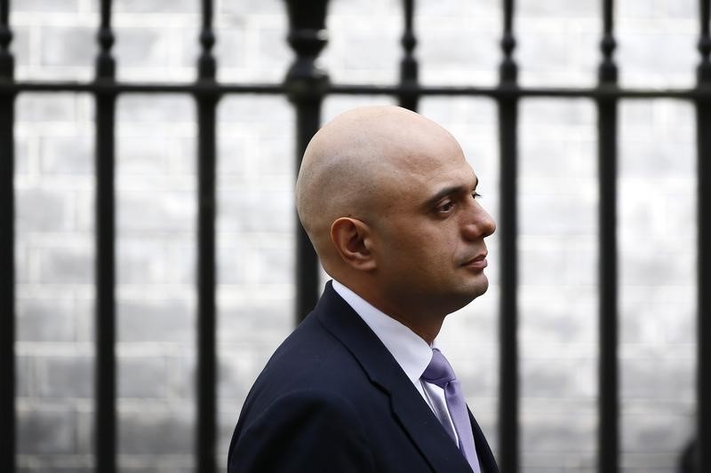 © Reuters. Britain's Business Secretary Sajid Javid leaves 10 Downing Street in London
