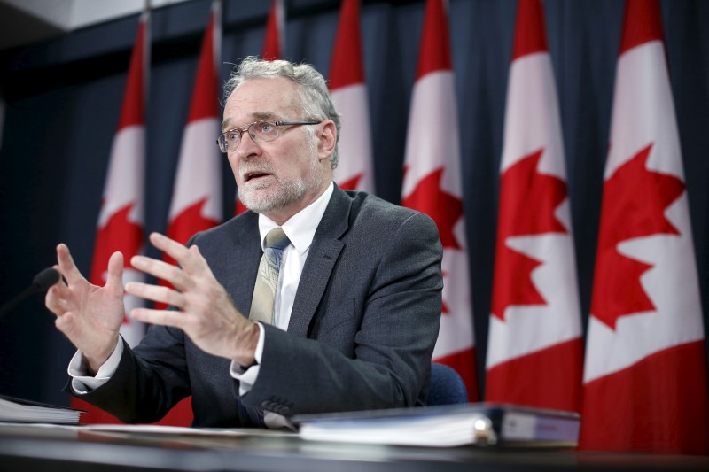 © Reuters. Canada's Auditor General Ferguson speaks during a news conference in Ottawa