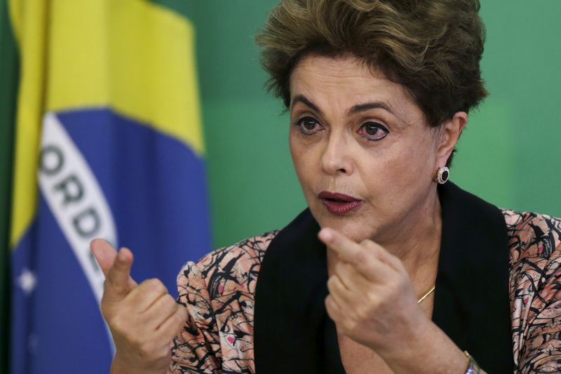 © Reuters.  Dilma durante entrevista no Planalto 