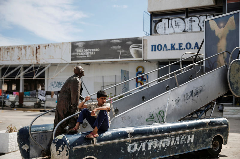 © Reuters. La Unión Europea propone un sistema para repartir a los refugiados