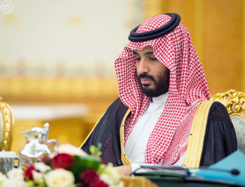© Reuters. محمد بن سلمان.. أمير سعودي يتحدى تقاليد راسخة في المملكة