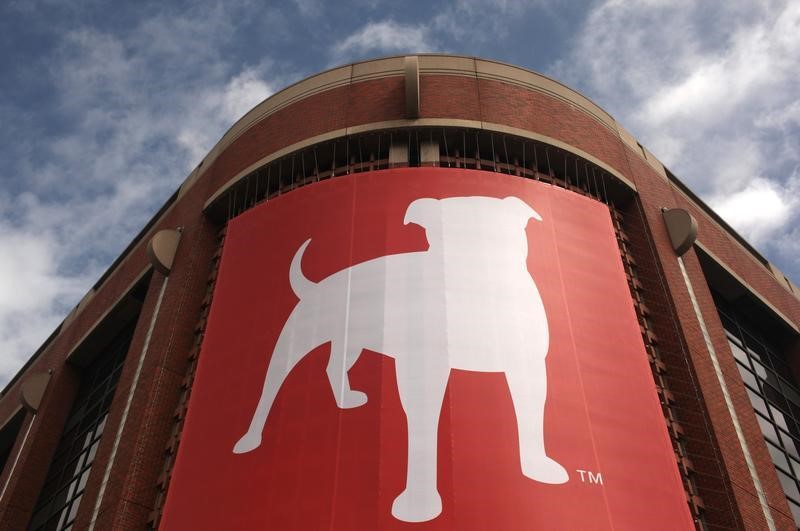 © Reuters. The corporate logo of Zynga Inc, the social network game development company, is shown at its headquarters in San Francisco