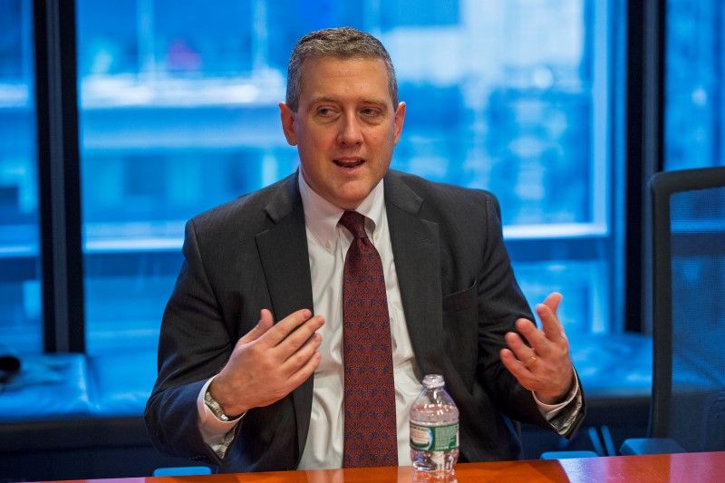 © Reuters. St. Louis Fed President James Bullard speaks about the U.S. economy during an interview in New York