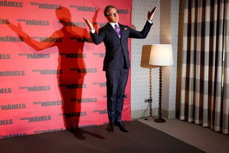 © Reuters. Film director Feig poses during photocall to promote his latest movie 'The Heat' in Berlin