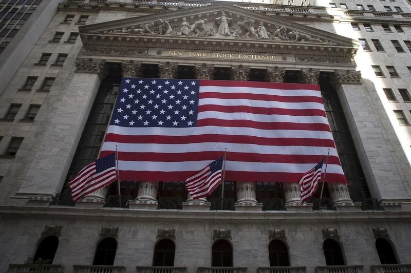 © Reuters. The New York Stock Exchange is pictured in the Manhattan borough of New York