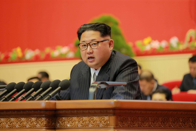 © Reuters. زعيم كوريا الشمالية يتعهد بضبط النفس في استخدام السلاح النووي