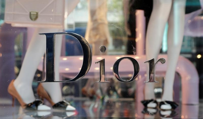 © Reuters. Dior tiene dificultades para encontrar un nuevo diseñador