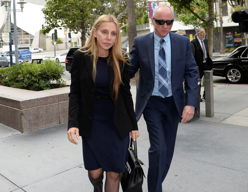 © Reuters. Manuela Herzer, the former girlfriend of Sumner Redstone, heads back into court in Los Angeles