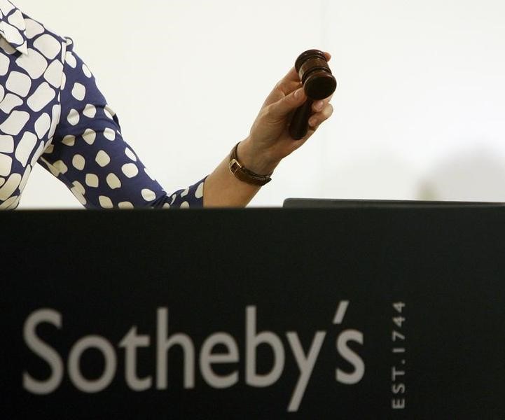 © Reuters. SOTHEBY'S CÈDE À NEW YORK UN MARBRE D'AUGUSTE RODIN POUR 20 MILLIONS DE DOLLARS