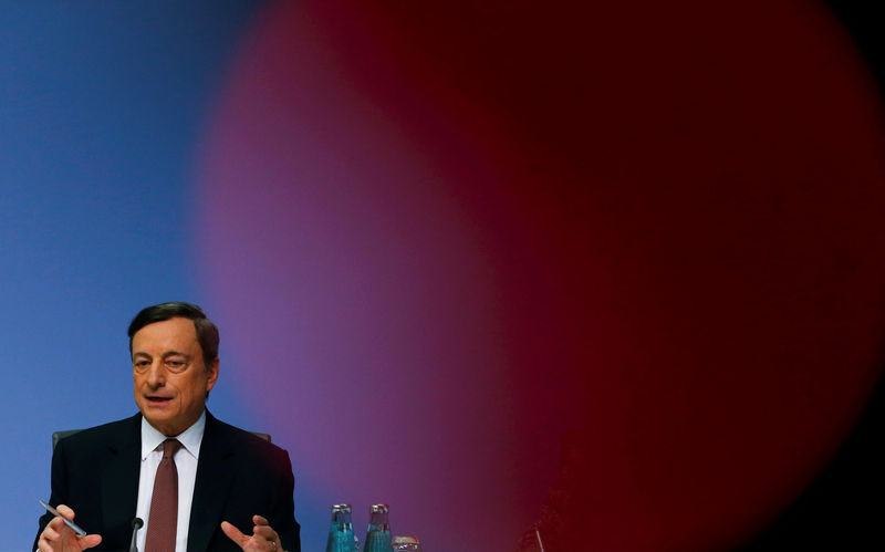 © Reuters. European Central Bank (ECB) President Draghi speaks during a news conference at the ECB headquarters in Frankfurt